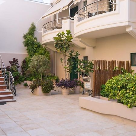 Poseidon Studios Palaiochora Exterior foto